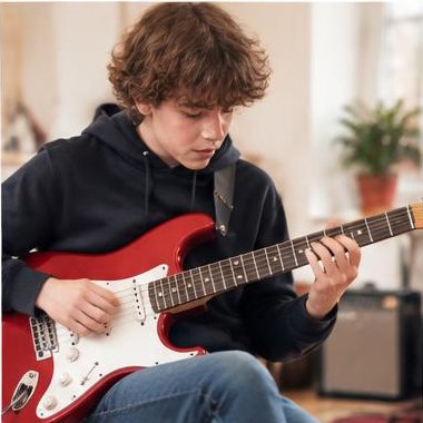 Gitaar, elektrisch tijdens muziekles